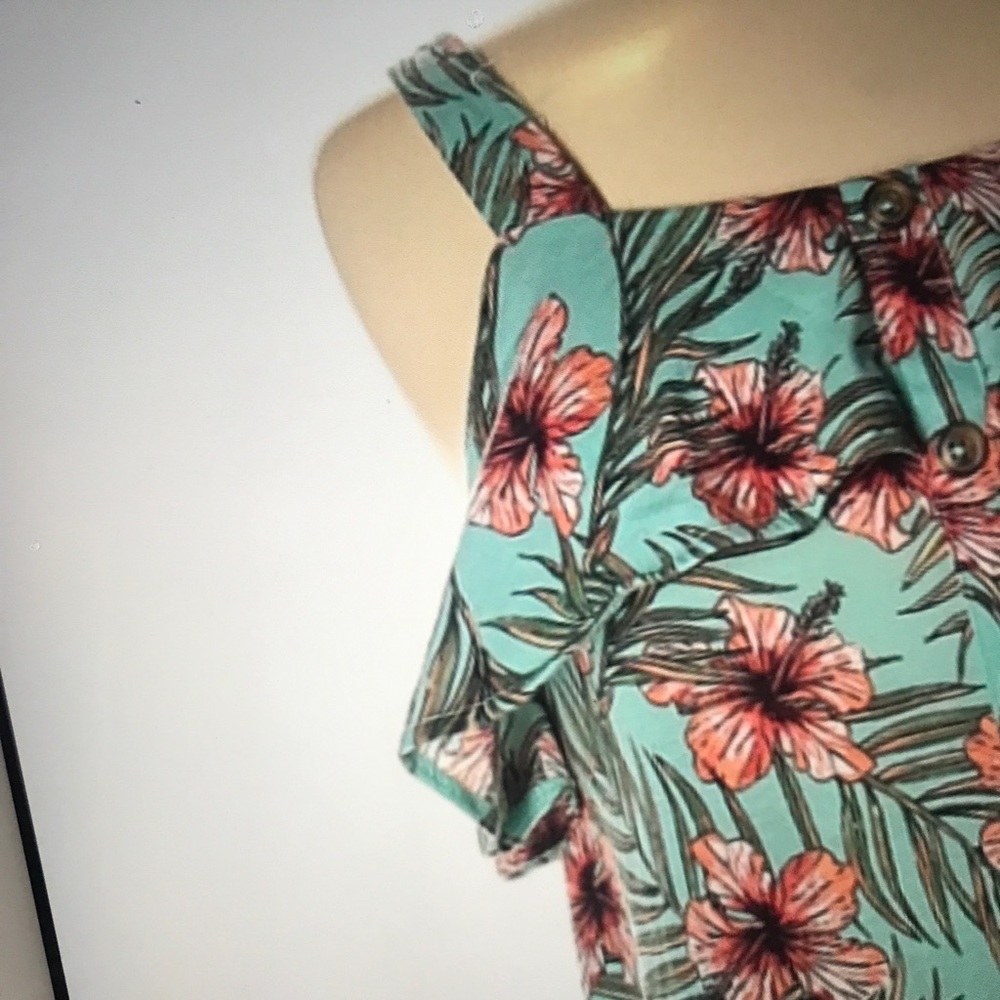WALLFLOWER Top Ruffle Overlay Tropical Empire Style Sleeveless Size Medium